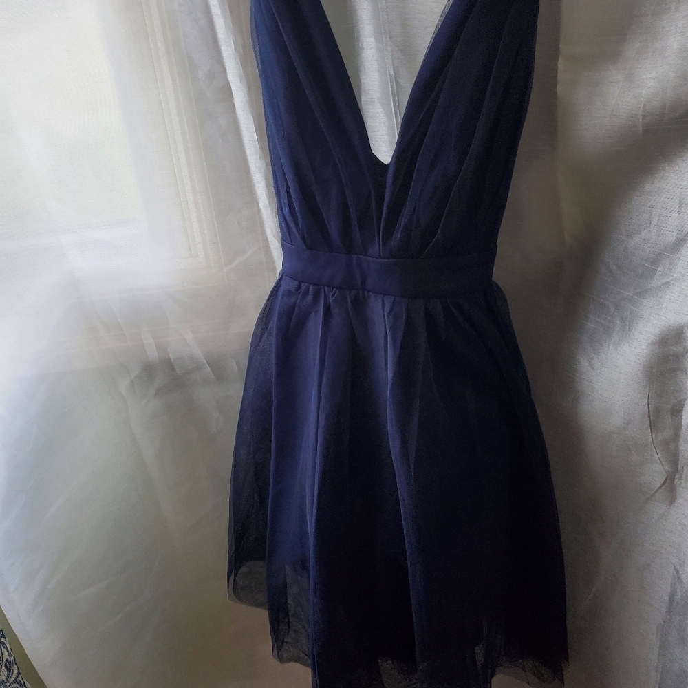 Dress - Picture 3 of 4